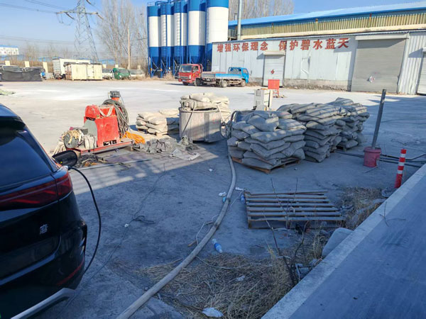 幸福路街道混凝土地面下沉注浆